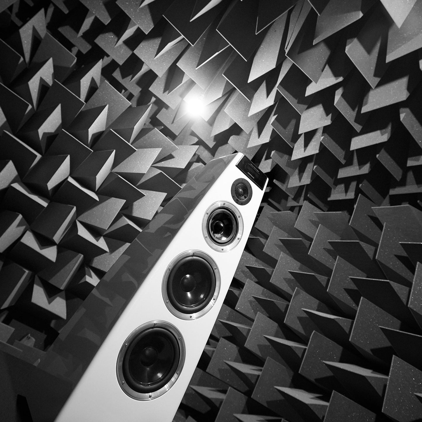 Meridian Audio DSP7200 SE Loudspeaker in white (STORE DEMO) MERSDP7200SE