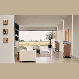 Bowers & Wilkins 801 D4 Light Walnut in stock New.