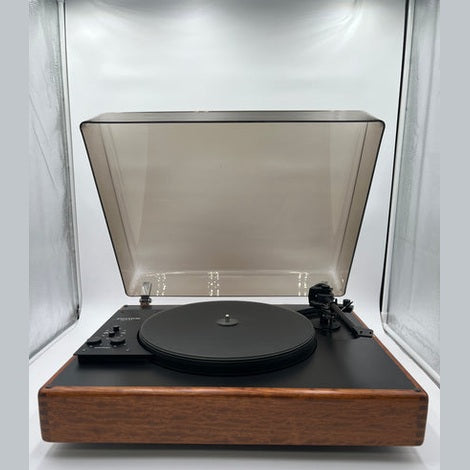 SOTA Sapphire Turntable w/Sumiko Premier ft-3 tonearm (USED TRADE IN)