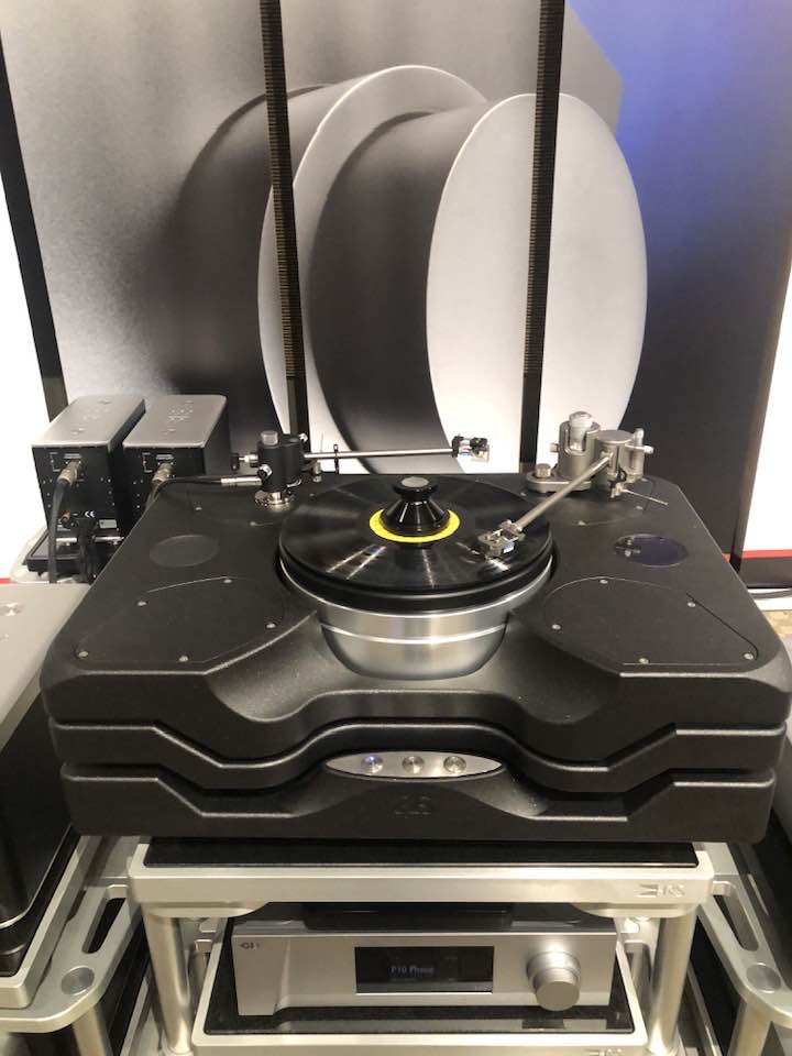 Acoustical Systems Aquilar Tonearm and package deals for our customers to purchase