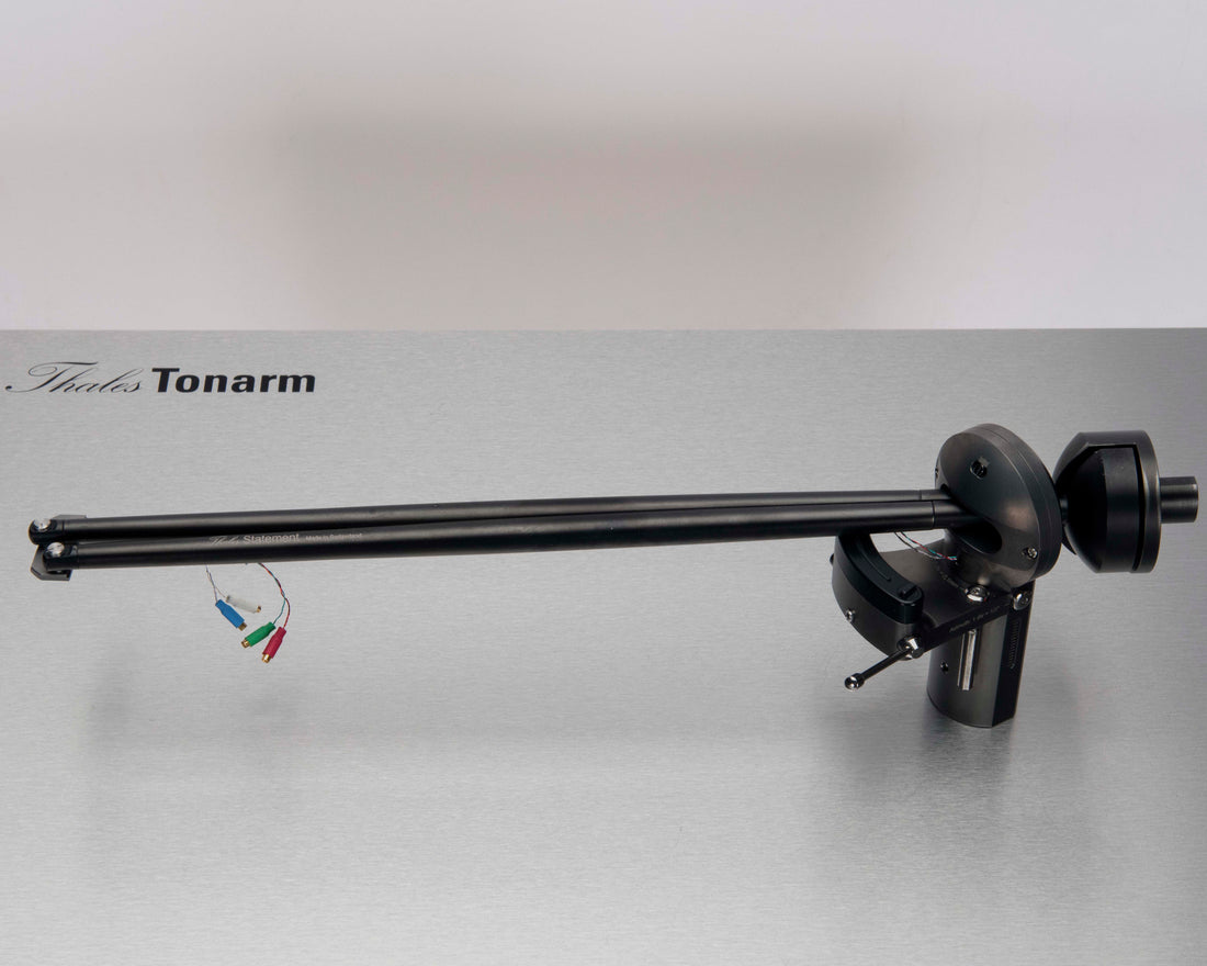 Thales statement Tonearm pre-owned in black finish original factory packaging.