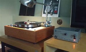 How to Prevent and Fix Hum in Your 2-Channel Audio System