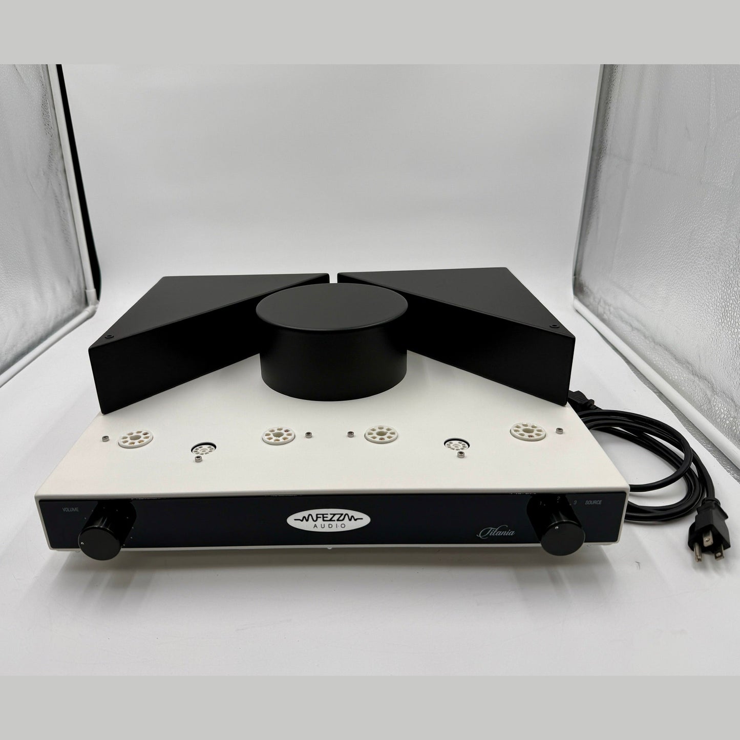Fezz Audio Titania Integrated Amplifier White/Black. original version