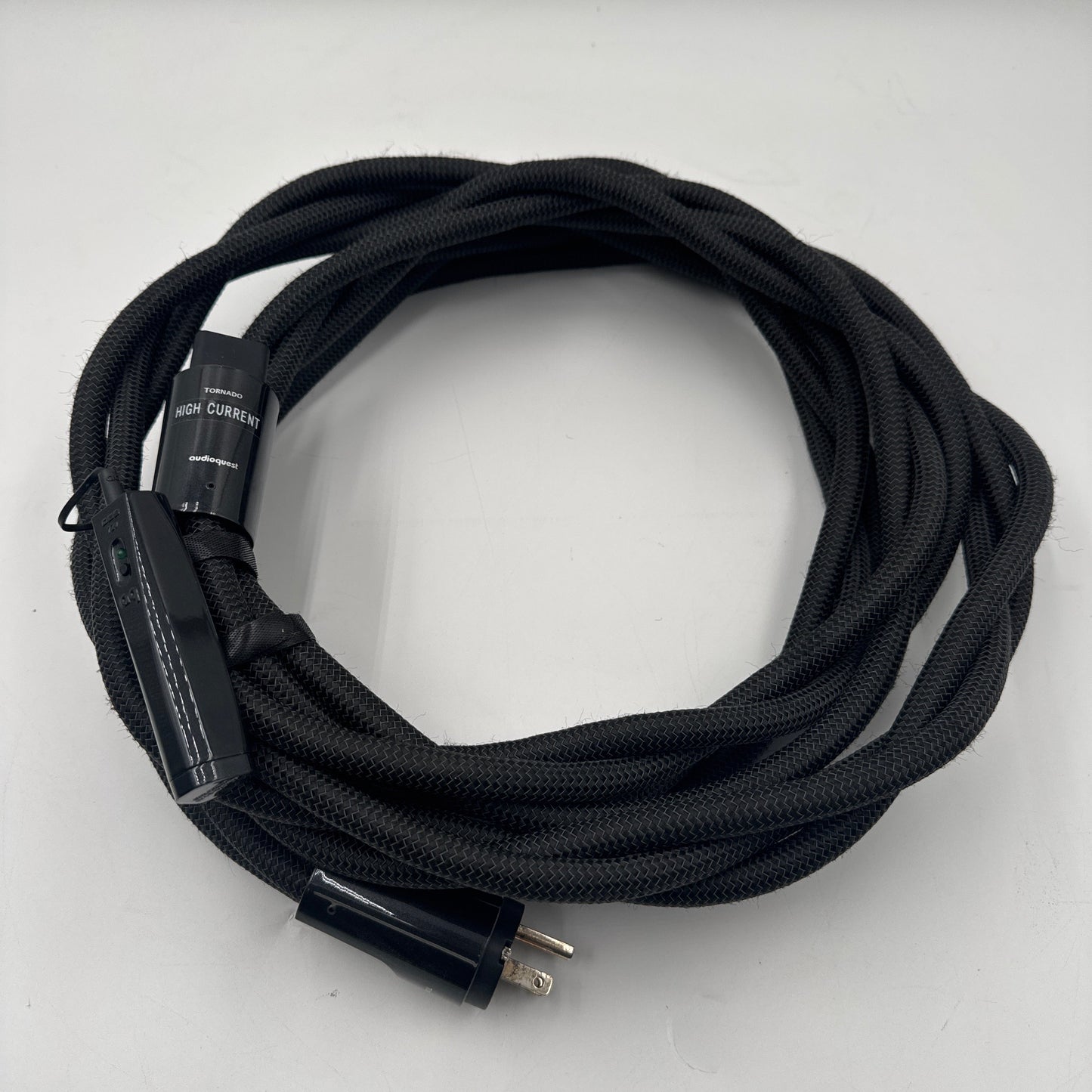 Audioquest Tornado 3m High current C19 (Demo) - Sunny Components Inc.