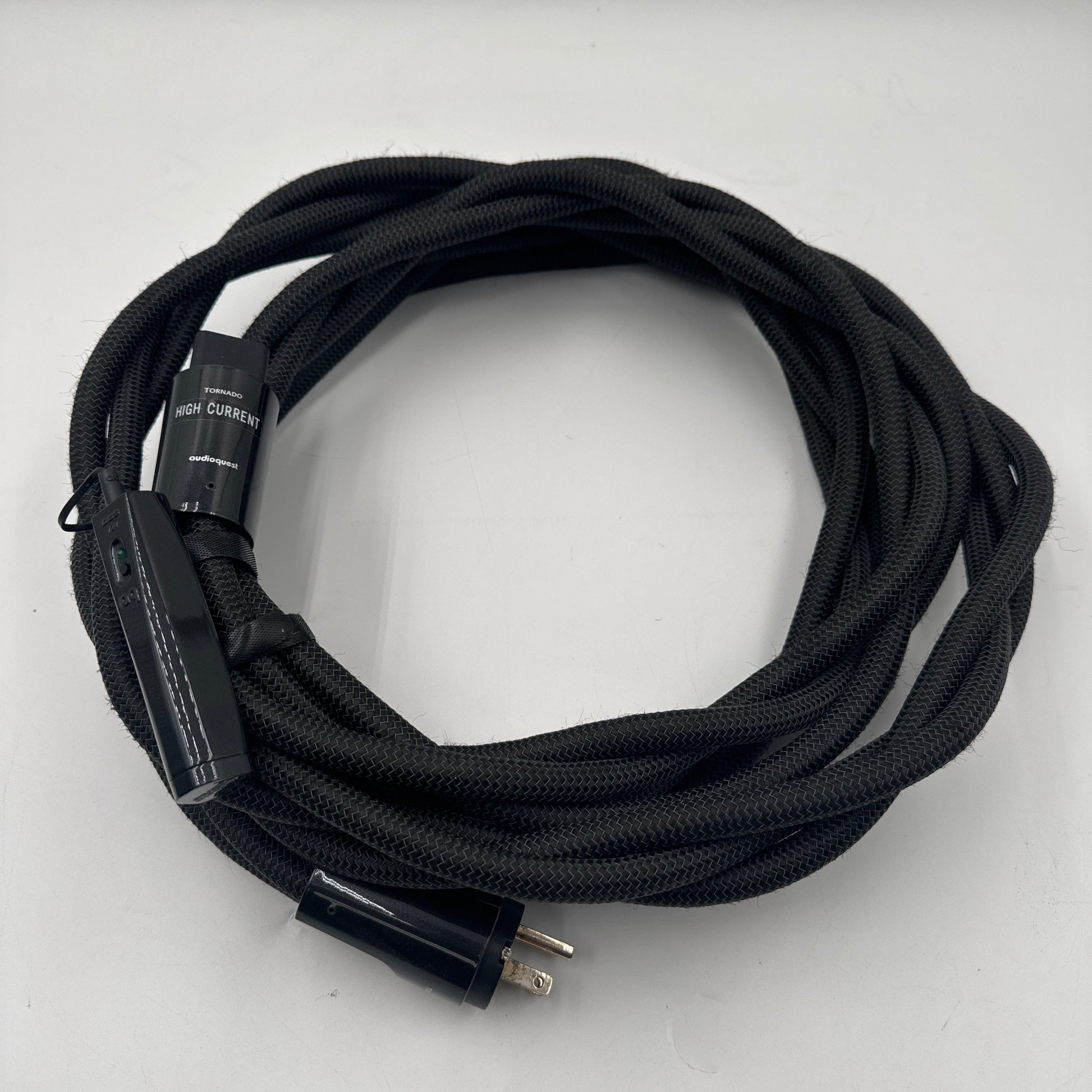 Audioquest Tornado 3m High current C19 (Demo) - Sunny Components Inc.
