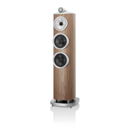 Bowers and Wilkins, MOON By Simaudio with AudioQuest is a system that works below 20K