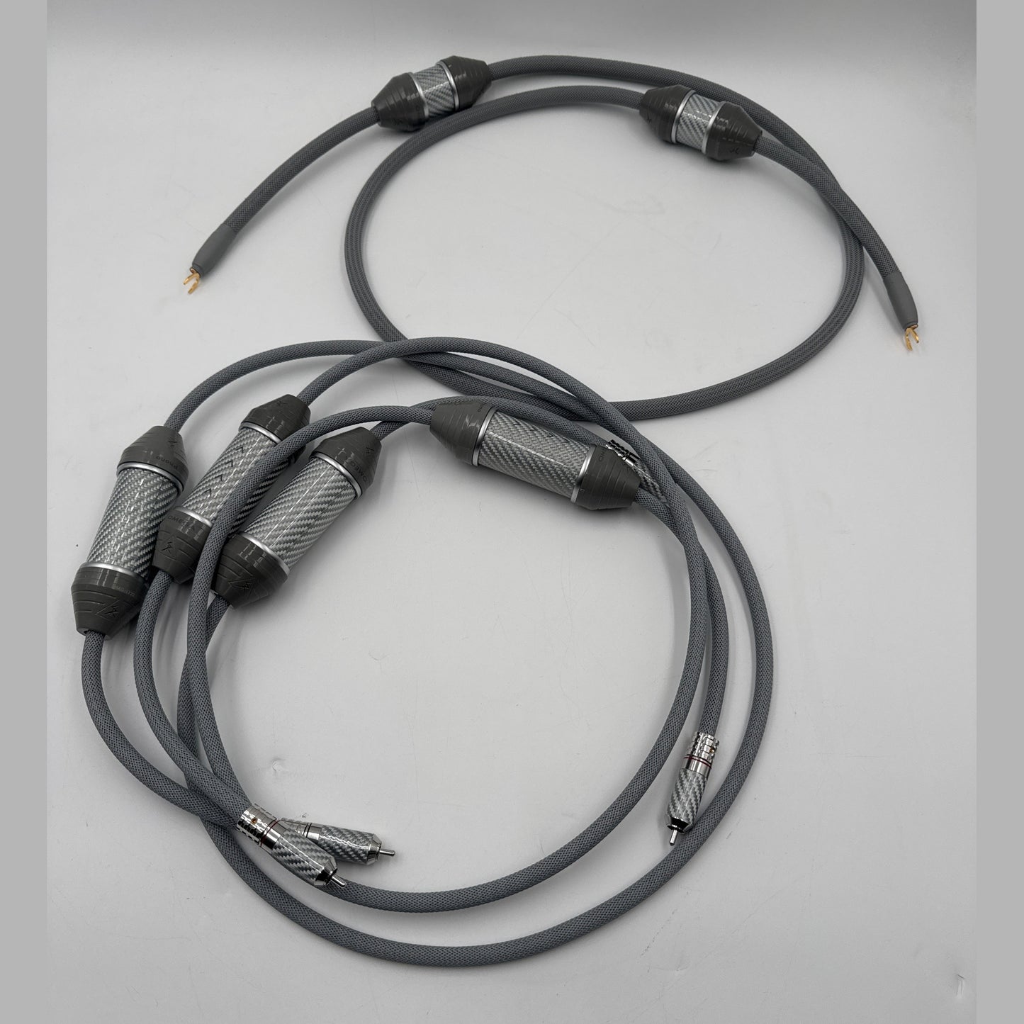 Shunyata Research Omega Phono cable 1.5m RCA with Omega Ground cable included