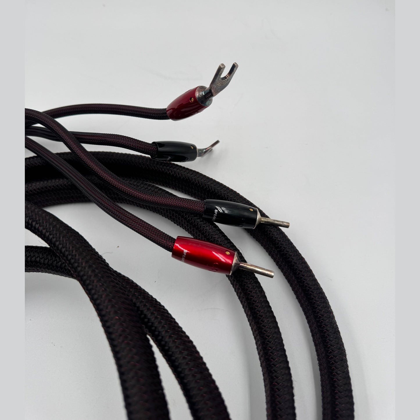 AudioQuest William Tell Zero Tech speaker cables 8ft spade> Banana 1 pair