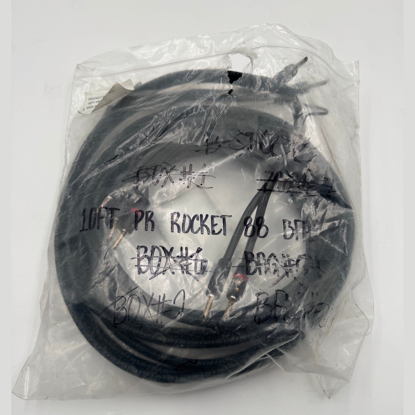 AudioQuest Rocket 88 Loudspeaker cables 10ft Banana 1 pair demo - Sunny Components Inc.