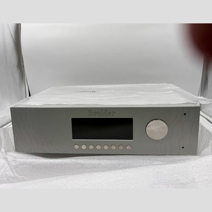 Boulder 1110 Pre-amplifier Pre-Owned unit. 9/10