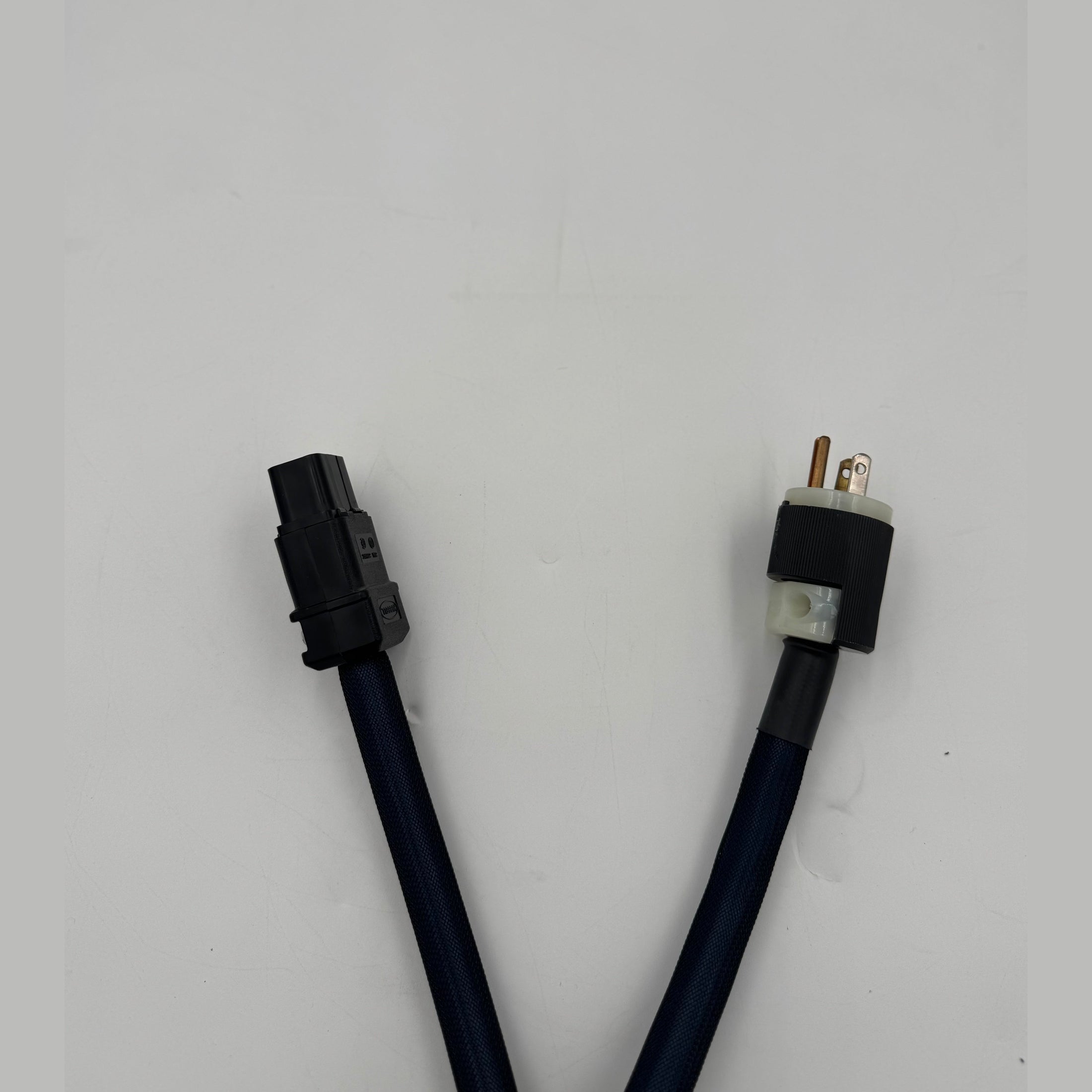 Transparent Powerlink MM 36442mm 20amp (2m) | Sunny Audio Video