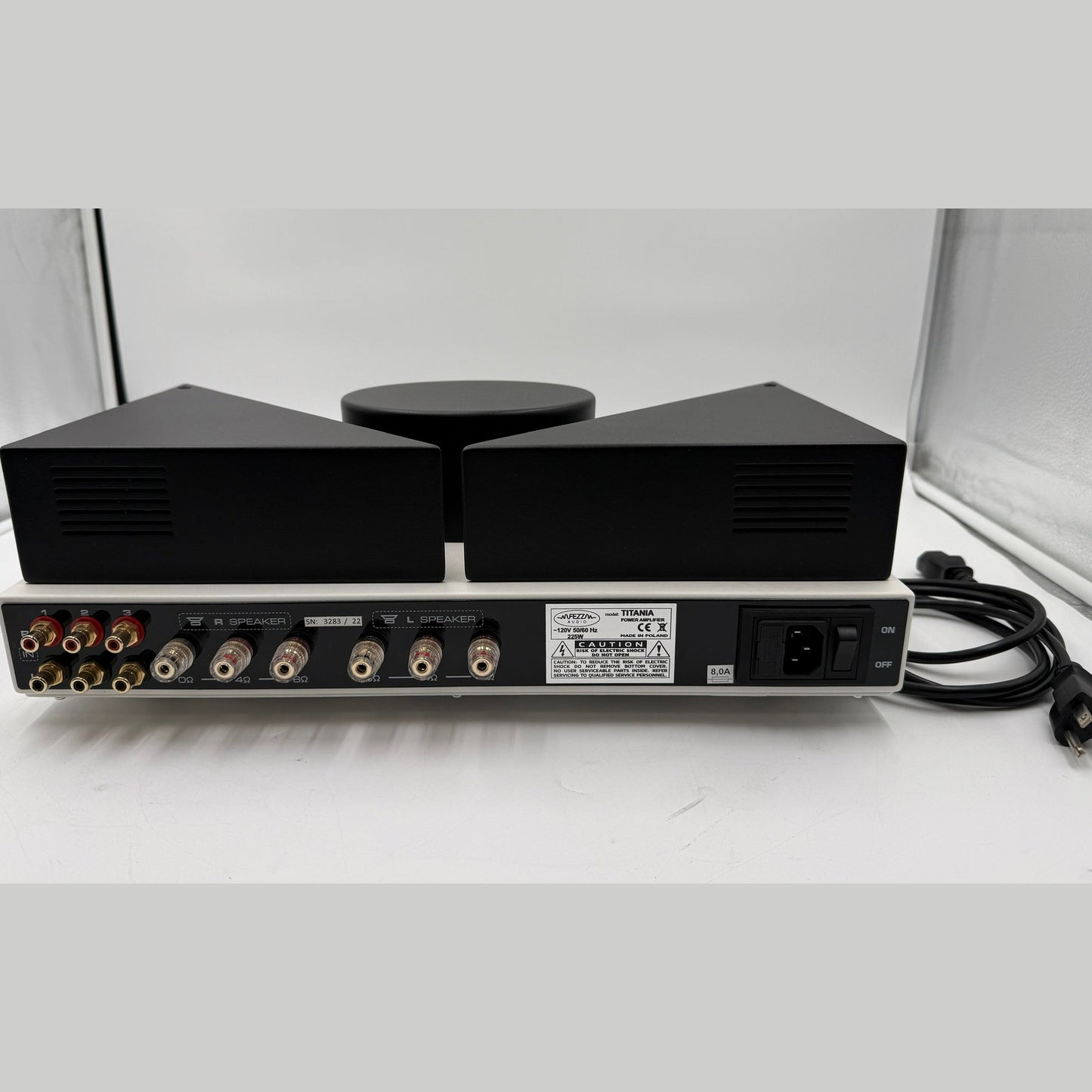 Fezz Audio Titania Integrated Amplifier White/Black. original version