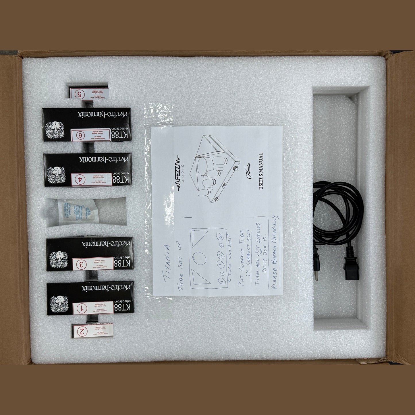 Fezz Audio Titania Integrated Amplifier White/Black. original version