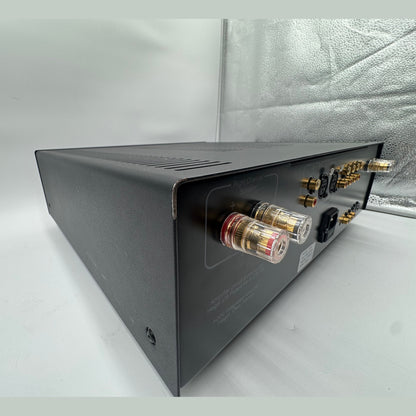 Roksan Kandy K3 intergrated Amplifier. Pre-owned.