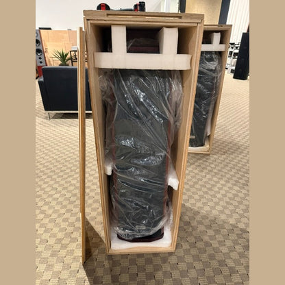 Peak Consult Empress Signature Loudspeakers Mahogany Finish Pre-owned (Pre-Owned)