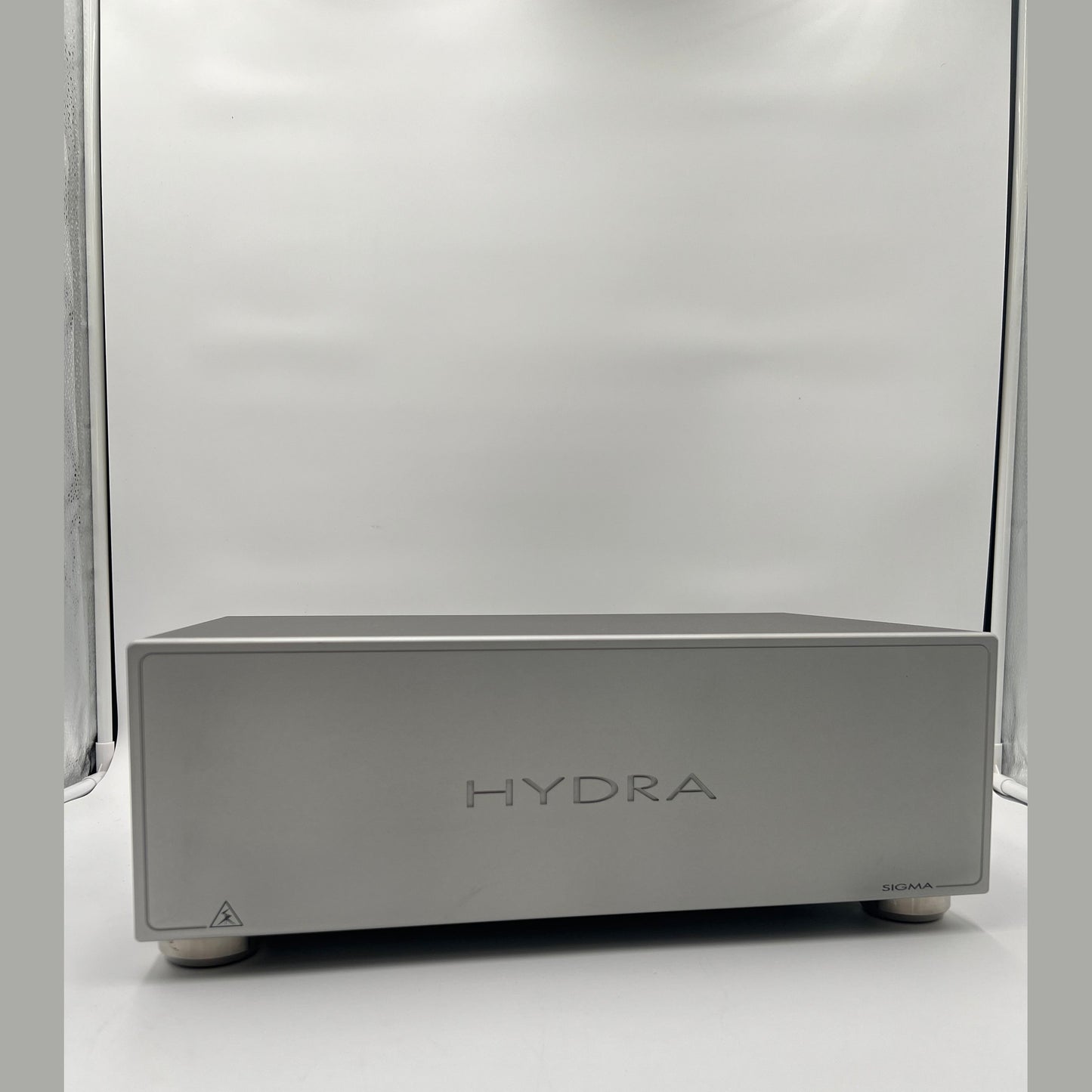 Shunyata Research Hydra Sigma S12 Power Conditioner
