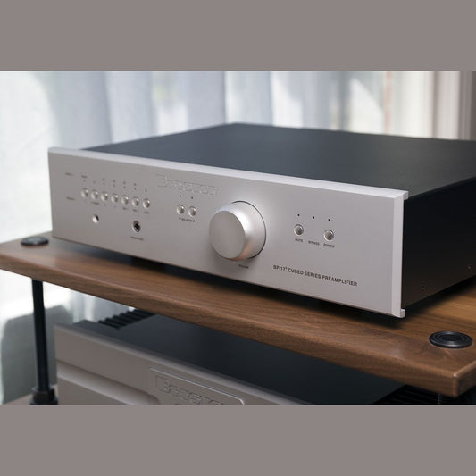 Bryston BP-17 Silver (17") 120V